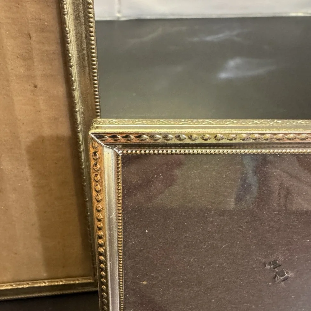 Set Of 2 Gold Tone‎ Metal Frames Filigree Edge 3.5x5 & 5x7 Picture Wall